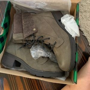 ARIZONA JEAN CO BOOTIES